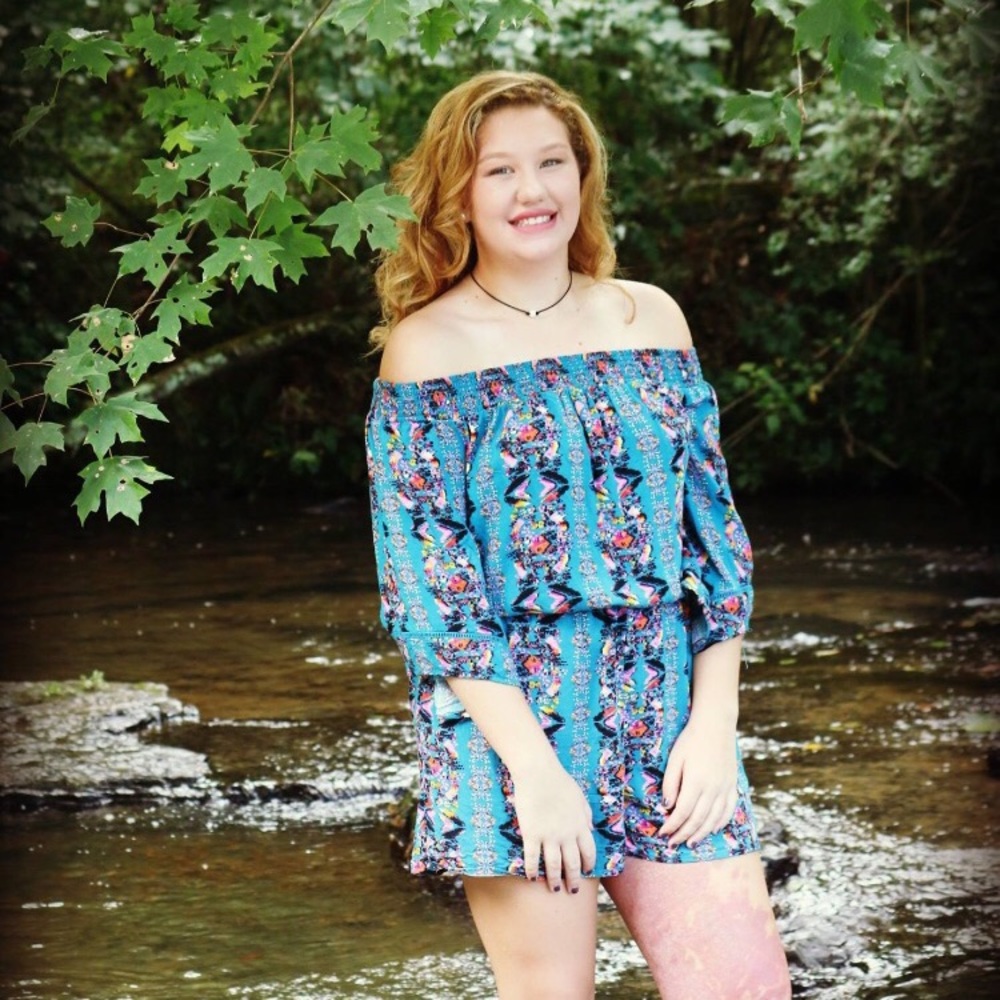 Meet your Posher, Abby